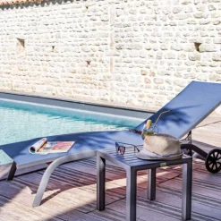 Bain de soleil en aluminium gris et toile textilène bleue - 192 x 71 x 30/92 cm