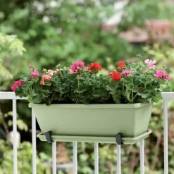 Balconnière en polypropylène vert pistache Elho Barcelona - 39,5 x 19 x 16 cm