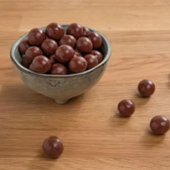 Billes de maïs soufflé enrobées de chocolat au lait - Prix au kilo