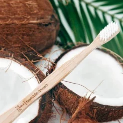 Brosse à dents pour adulte en bambou médium coloris blanc