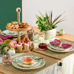 Chemin de table Lenea coloris vert en coton - 140 x 40 cm