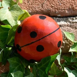 Coccinelle métal moyen modèle