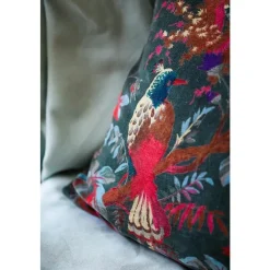 Coussin Birdy mélèze en velours de 45 x 45 cm