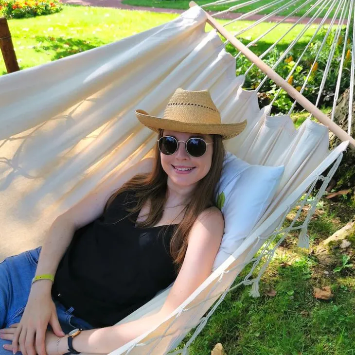 Hamac coloris écru à franges en coton certifié FSC® Jobek Hamac Graphik - 300 x 140 cm