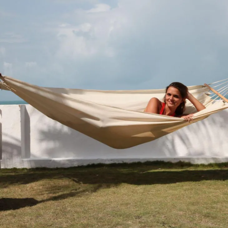 Hamac coloris écru en polypropylène Jobek Hamac Graphik - 300 x 140 cm