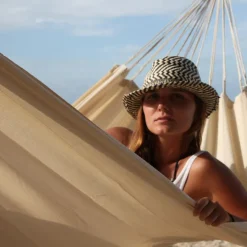 Hamac coloris écru en polypropylène Jobek Hamac Kocon - 340 x 140 cm