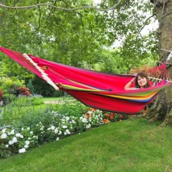 Hamac coloris multicolore Ara Macao en polypropylène Jobek Hamac GraphiK - 300 x 140 cm