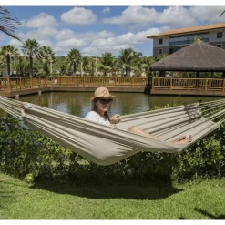 Hamac coloris taupe en polypropylène Jobek Hamac Kocon - 300 x 140 cm