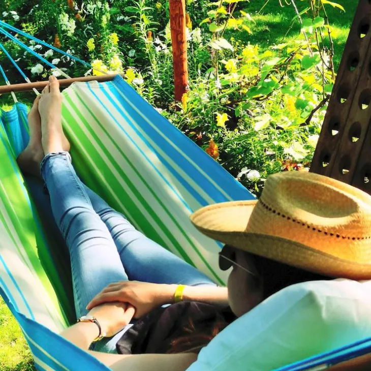 Hamac coloris vert bleu écru en polypropylène Jobek Hamac Kolor - 300 x 100 cm