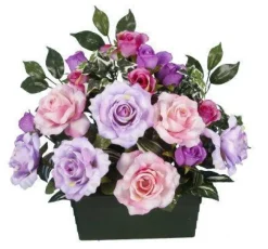 Jardinière de rose artificielles fleurs et bouton