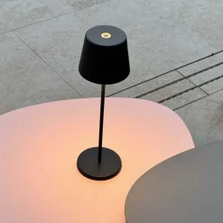 Lampe de table touch sans fil en aluminium noir Kelly Black - Ø 10 x H 38 cm