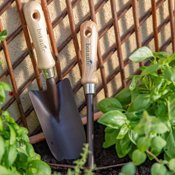 Lot d'outils à main pour le jardin coloris marron (transplantoir, serfouette, griffe) botanic® - 3 outils