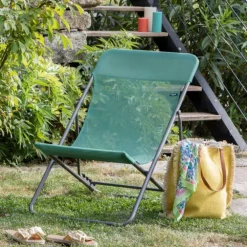 Maxi transat en tube acier et toile Batyline vert chlorophylle Lafuma - 62 x 83 x 94 cm