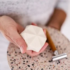 Pain de rasage peau normale au beurre de karité 55 gr