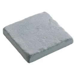 Pavé carré en béton coulé ton gris bleuté Hairie Grandon Touraine - 12 x 12 x 2 cm