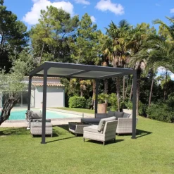 Pergola bioclimatique autoportante en aluminium coloris gris anthracite modèle Maïa Couleurs du monde - 3 x 3 x 2,23 m