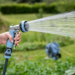 Pistolet premium botanic® - 8 jets avec débit réglable et gâchette verrouillable