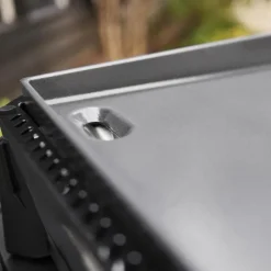 Plancha à gaz en fonte émaillée noire Weber - 56 cm