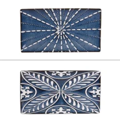 Plateau en porcelaine bleue à motifs blanc Makaha - 19 x 16 cm
