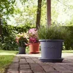 Pot en plastique recyclé gris anthracite Elho Algarve Cilindro - Ø 48 x H 40 cm