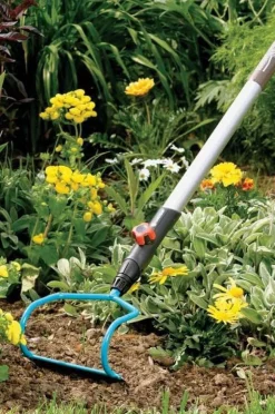 Ratissoire à tirer 2 branches Gardena Combisystem