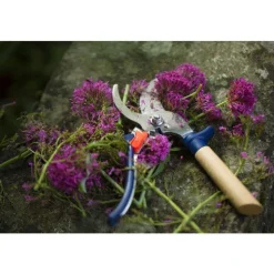 Sécateur coloris gris ardoise Opinel