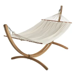 Set hamac coloris marron en bois certifié FSC® Eskapade Jobek Caraïbes - 320 x 120 x 120 cm