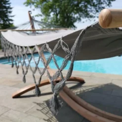 Set support et hamac EsKapade coloris anthracite à franges en bois et polypropylène Jobek Hamacs - 323 x 125 x 128 cm