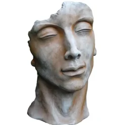 Statue de visage d’homme effet demi-rouille coloris gris 115 cm
