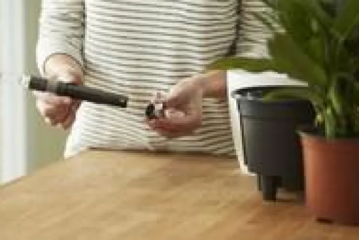 Système d’auto-arrosage en polypropylène noir Elho Self Watering insert - 33 cm