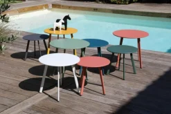 Table basse d'appoint bleue, en acier époxy, PROLOISIRS Massai - Ø45cm