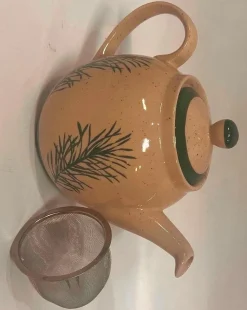 Théière en grès beige à motif vert Hector