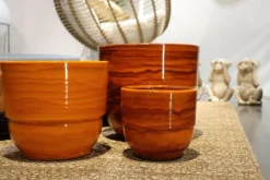 Vase en terre cuite émaillée orange Savane Les Poteries d’Albi Rebord - Ø 35 x H 33 cm